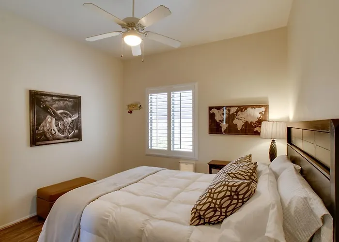 Walk To Trails: Mtn-view Mesa Getaway W/ Gril Holiday home Fountain of the Sun