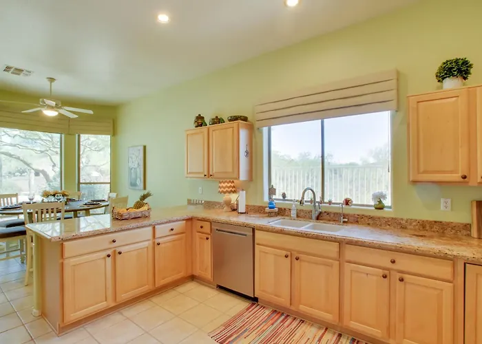 Walk To Trails: Mtn-view Mesa Getaway W/ Gril Holiday home Fountain of the Sun