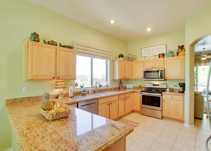 Walk To Trails: Mtn-view Mesa Getaway W/ Gril Holiday home *